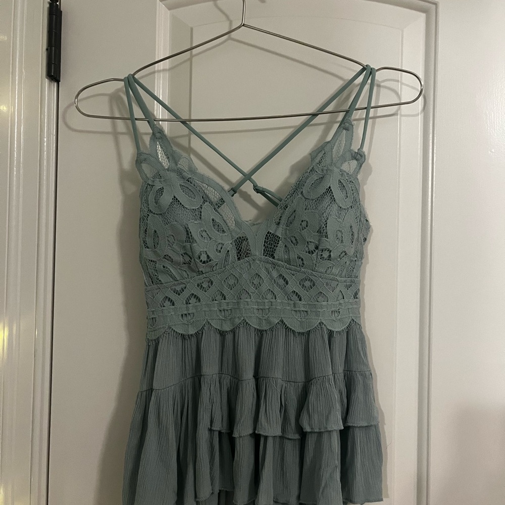 Lace Tiered Babydoll Top in Light Green
